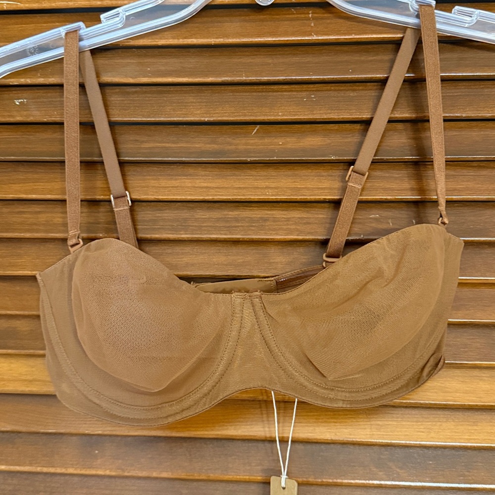 NEW Skims Underwire Bra - Picture 2 of 5